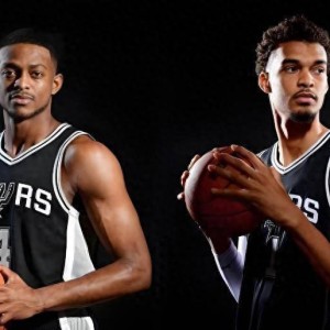 开云在线-守得云开见月明！这二人跟随球队沉浮5年不离不弃，如今彻底崛起