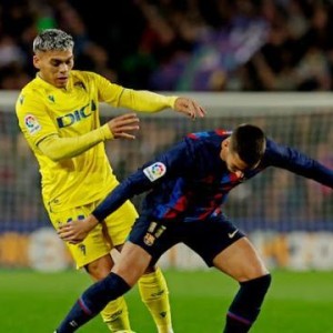 开云在线-【西甲】罗伯托传射莱万破门，巴萨2比0加的斯