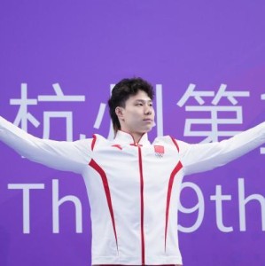 开云-“蛙王蝶后”携手新生力量 共铸中国泳军亚运传奇