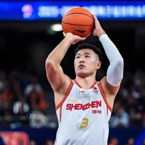 开云APP-中国男篮终于等到他的巅峰